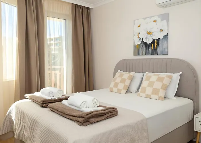 Modern Flat With Parking Spot - St Constantine & Helena By Flat Manаger Apartamento *