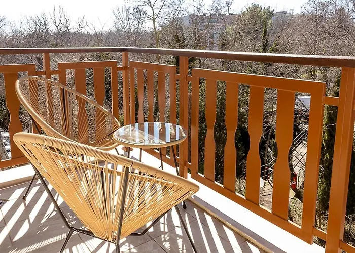 Apartamento Modern Flat With Parking Spot - St Constantine & Helena By Flat Manаger *