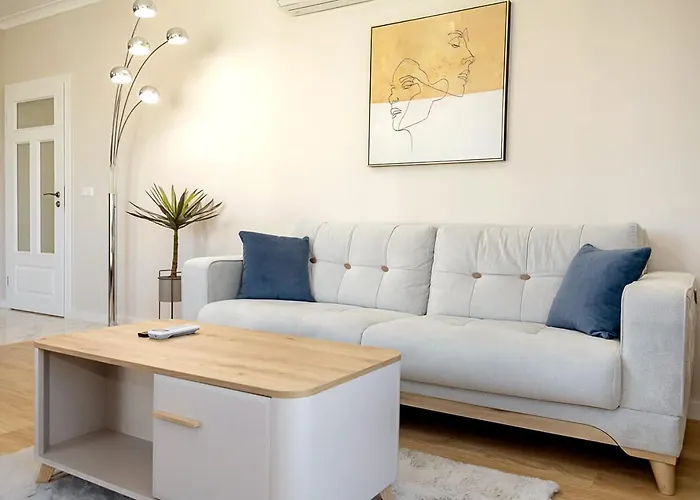 Modern Flat With Parking Spot - St Constantine & Helena By Flat Manаger *