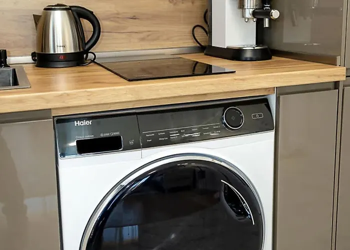 Modern Flat With Parking Spot - St Constantine & Helena By Flat Manаger Apartamento