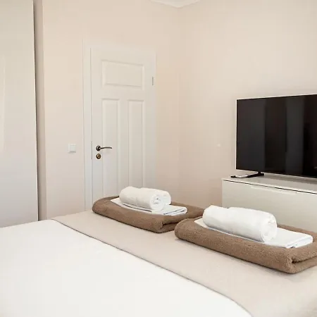 Modern Flat With Parking Spot - St Constantine & Helena By Flat Manаger Lejlighed