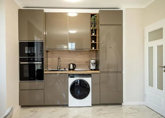 Modern Flat With Parking Spot - St Constantine&helena By Flat Manаger Апартаменты *