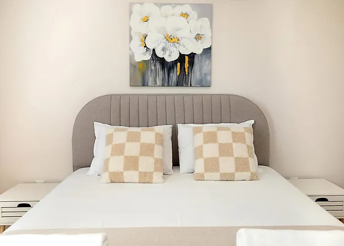 Апартаменты Modern Flat With Parking Spot - St Constantine&helena By Flat Manаger Варна