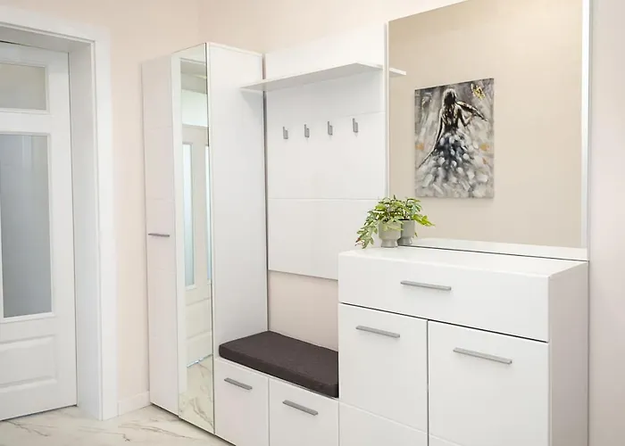 Modern Flat With Parking Spot - St Constantine&helena By Flat Manаger *